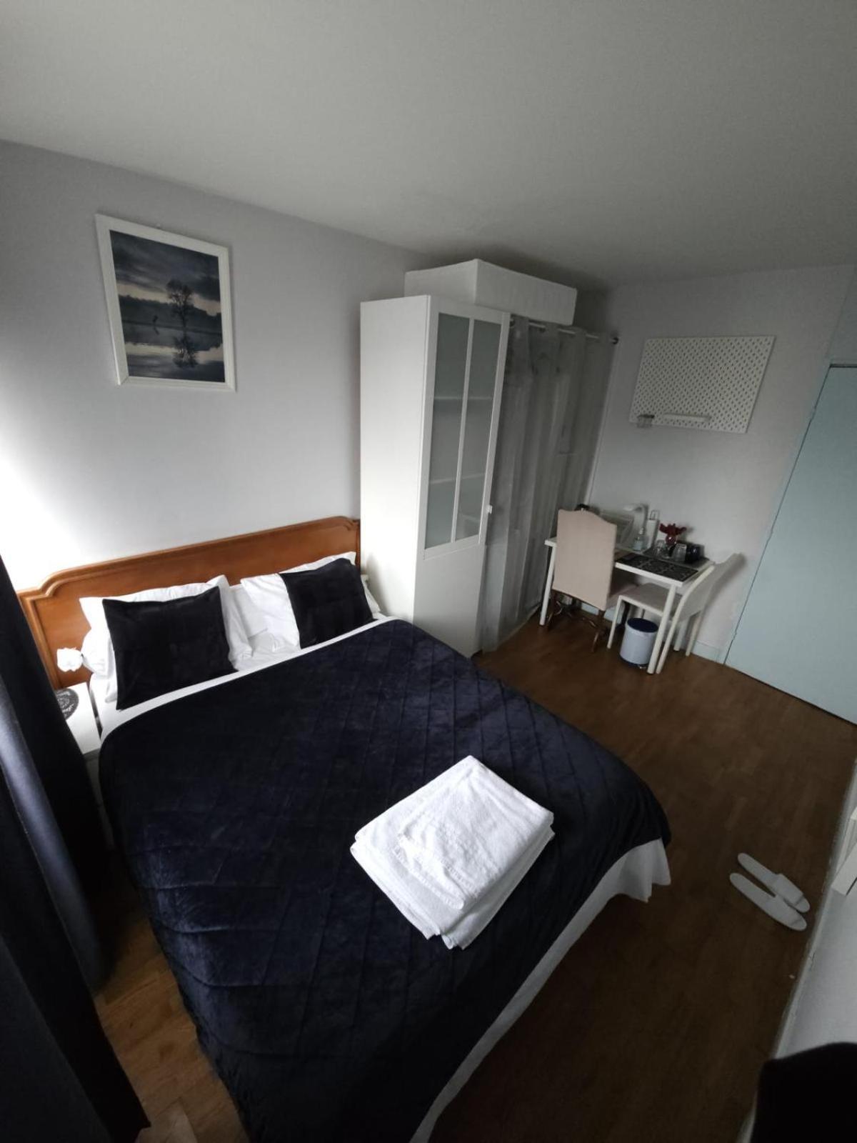 4 Television -jean Mace Fontenay-sous-Bois